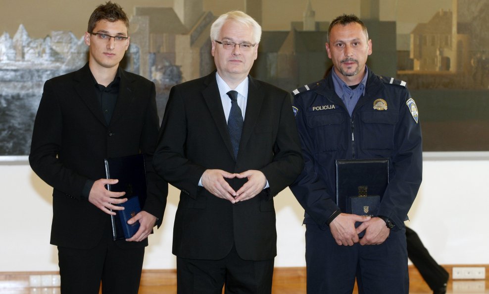 Josipović MUP Nino Gabrić