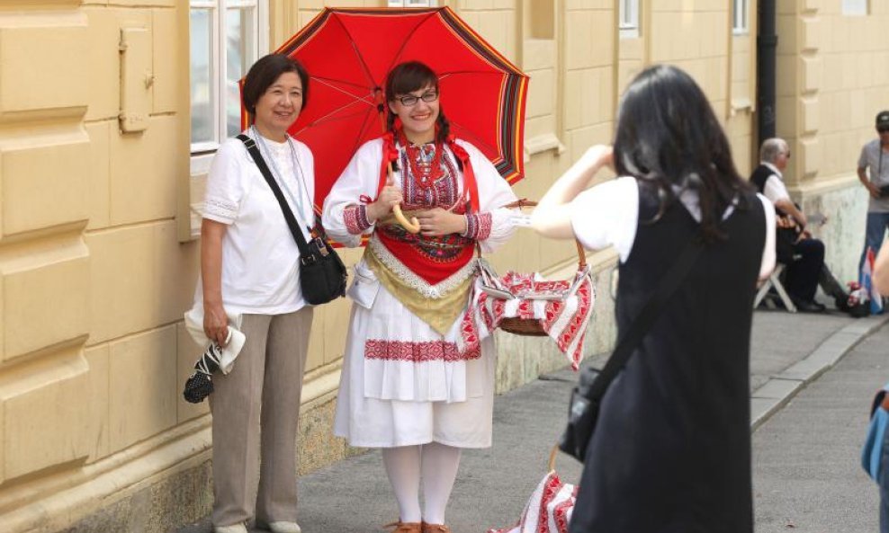 TURISTI ZAGREB