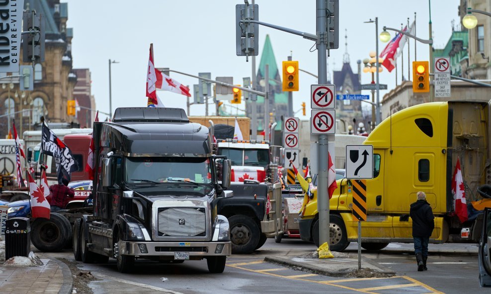 Prosvjedi vozača kamiona u Ottawi, Kanada