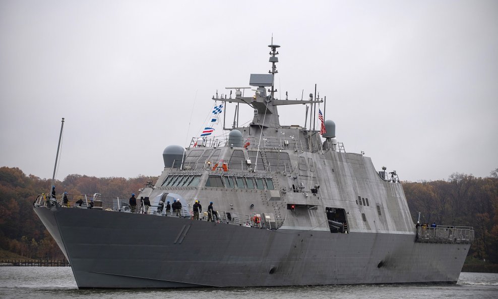 Obalni brod USS Sioux City