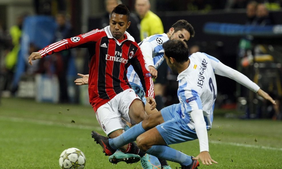 Robinho vs. Welington