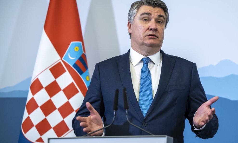 Zoran Milanović u pozi slijeganja ramenima, sve češćoj u njegovim vanjskopolitičkim izletima