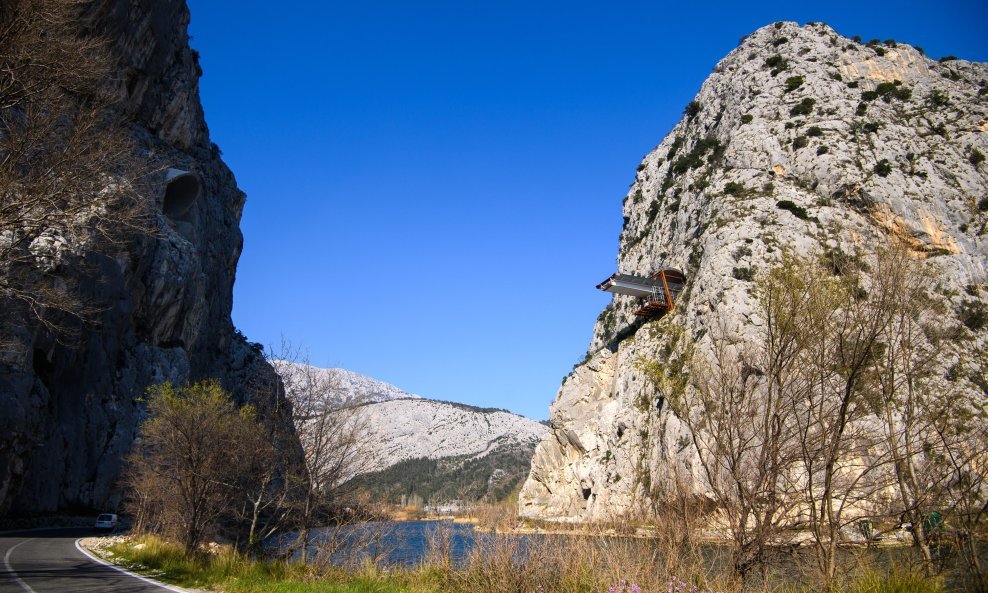 Ilustracija (Cetina)