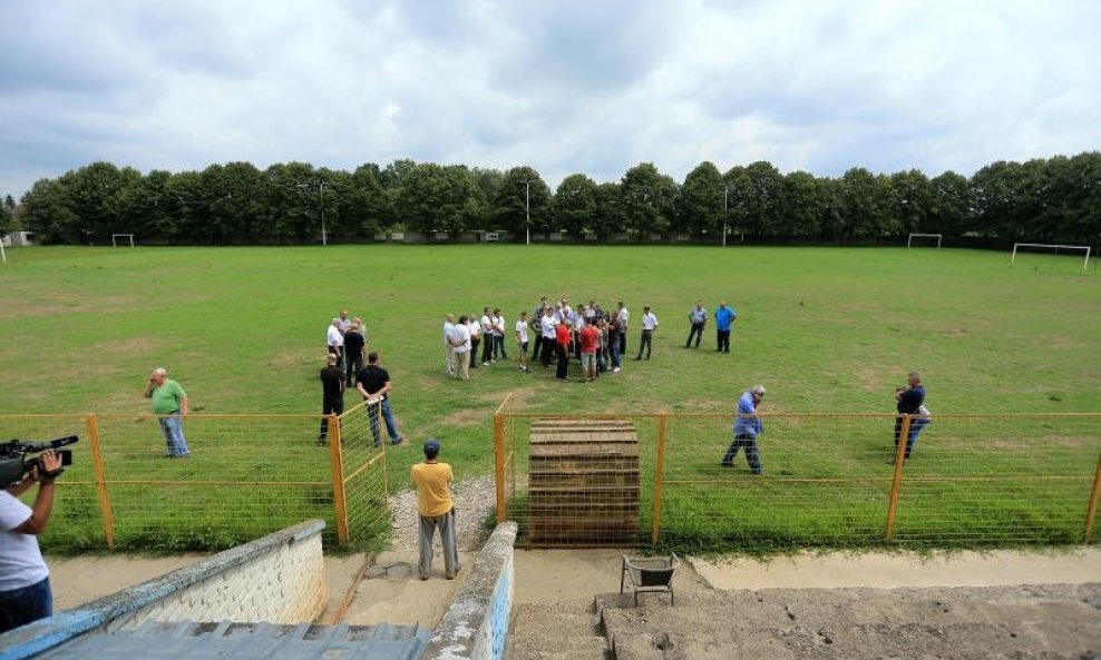 stadion NK Jadran Gunja