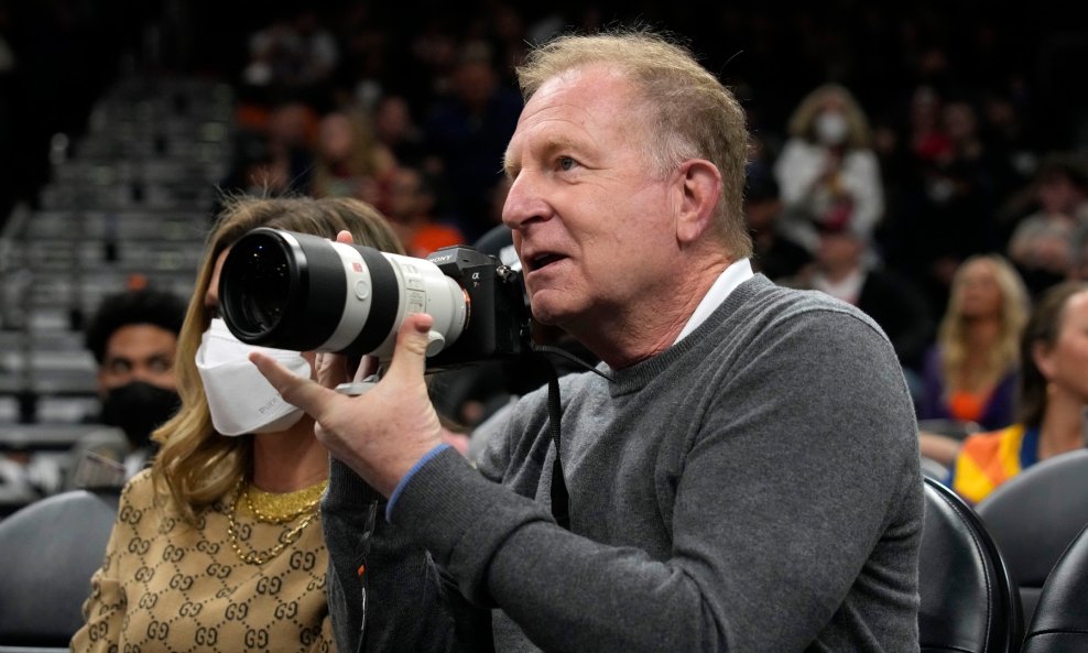 Robert Sarver