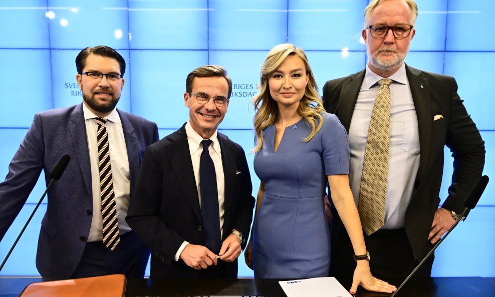 Jimmie Akesson (Švedski demokrati), Ulf Kristersson (Umjerena stranka), Ebba Busch (Demokršćani) i Johan Pehrson (Liberalna stranka)