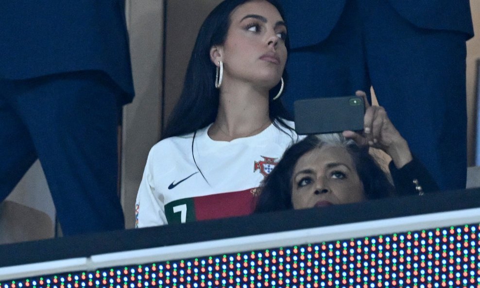 Georgina Rodriguez na utakmici Portugal - Maroko