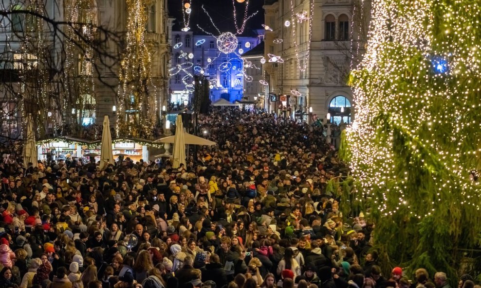 Otvorenje božićnog sajma u Ljubljani