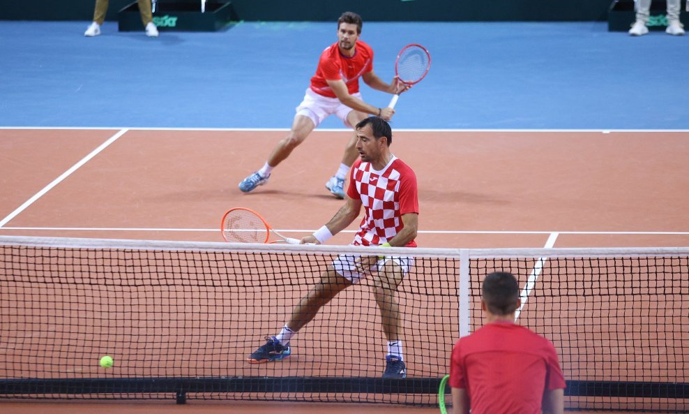 Dodig / Mektić vs. Erler / Miedler