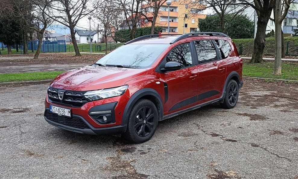 Dacia Jogger Extreme 1.0 TCe 110, 7 sjedala