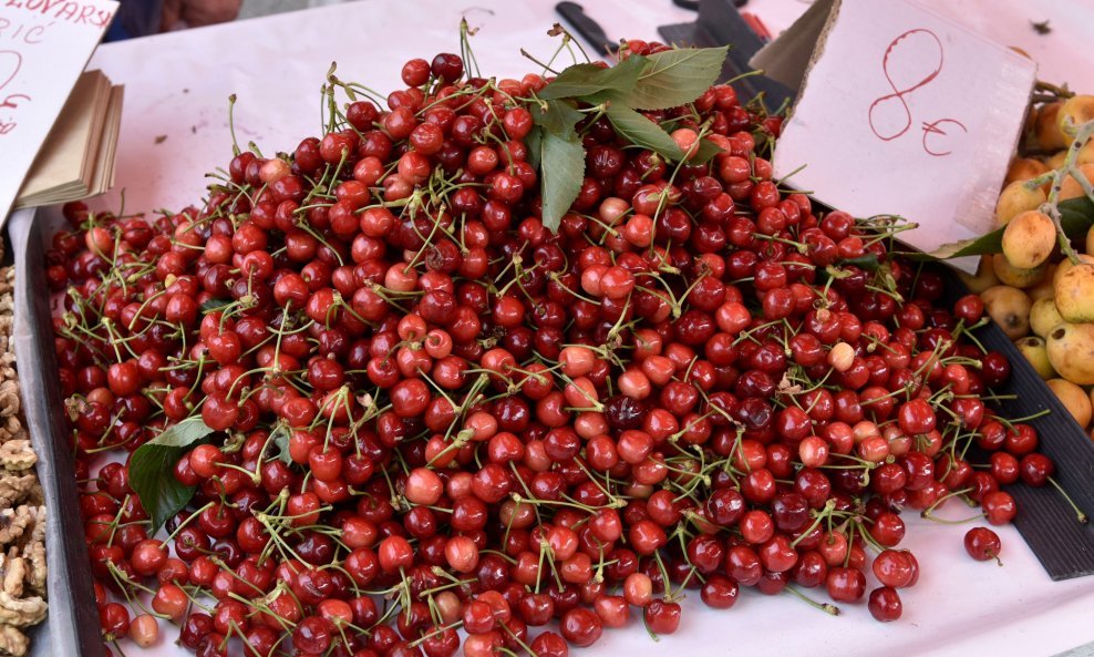 Cijena kilograma trešanja na tržnici u Splitu