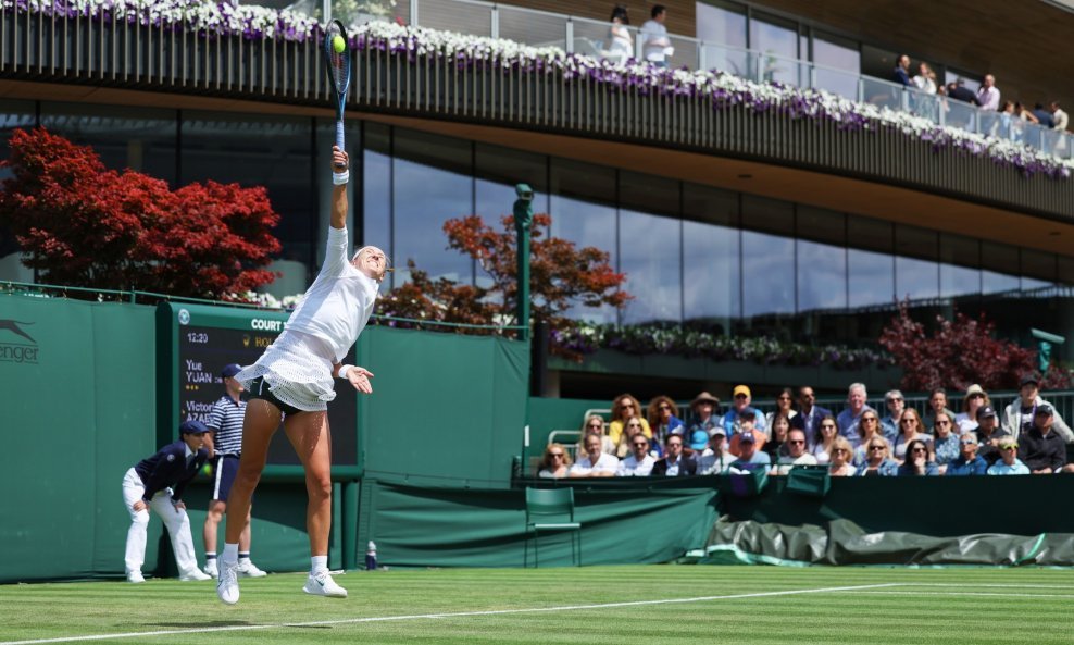 Victoria Azarenka u gaćicama zelene boje