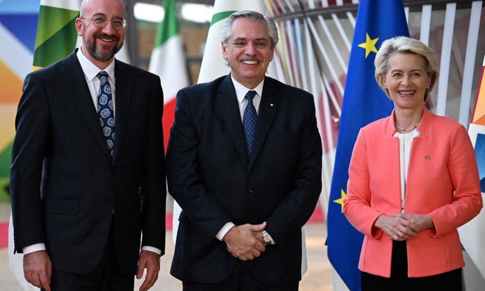 Charles Michel, Ralph Gonsalves, Ursula von der Leyen