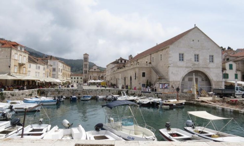 Hvar