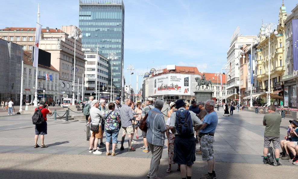 Turisti u Zagrebu