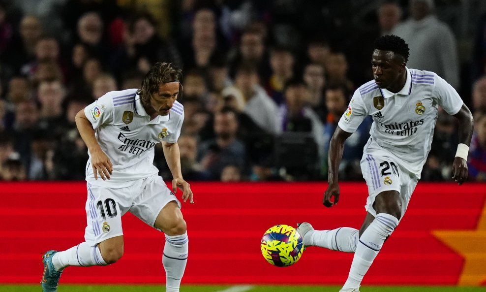 Vinicius i Luka Modrić