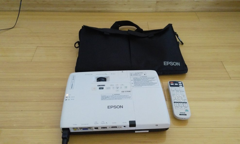 Epson EB-1776W