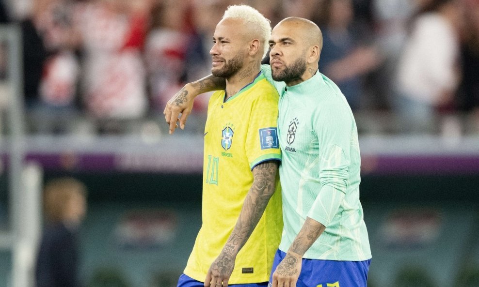 Dani Alves (desno) i Neymar