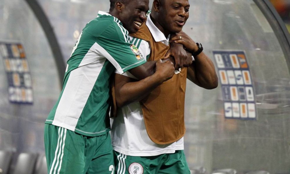 Stephen Keshi (desno) i Kenneth Omeruo