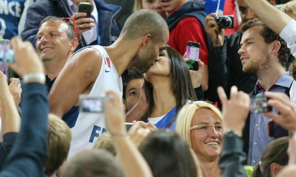 Tony Parker i zaručnica Axelle (4)