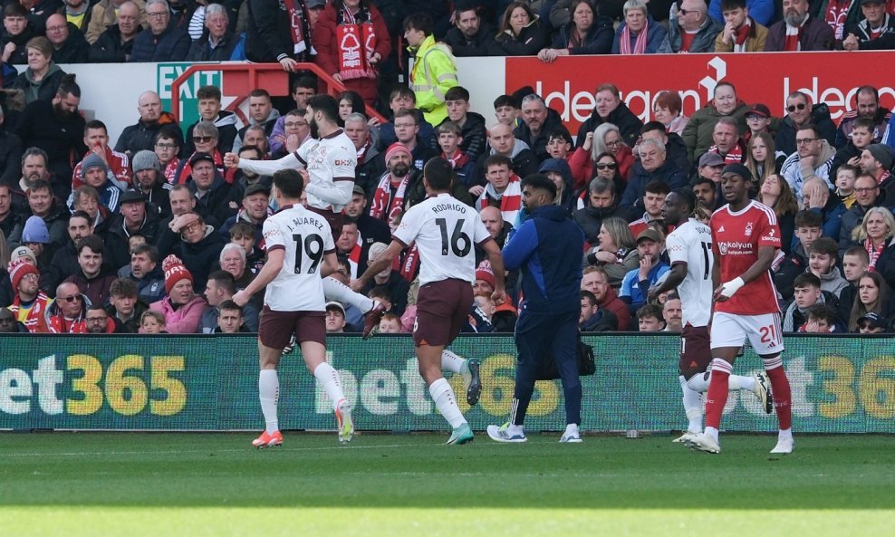 Joško Gvardiol (Manchester City) slavi gol na utakmici Nottingham Forest  - Manchester City 0:2, 28.4.2024.