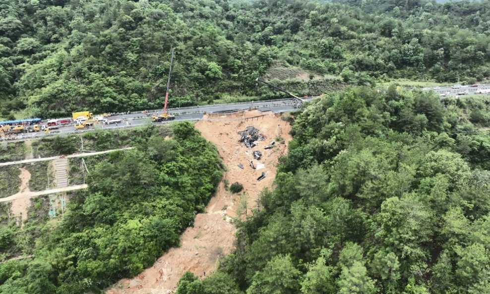 Urušena  autocesta u Guangdongu