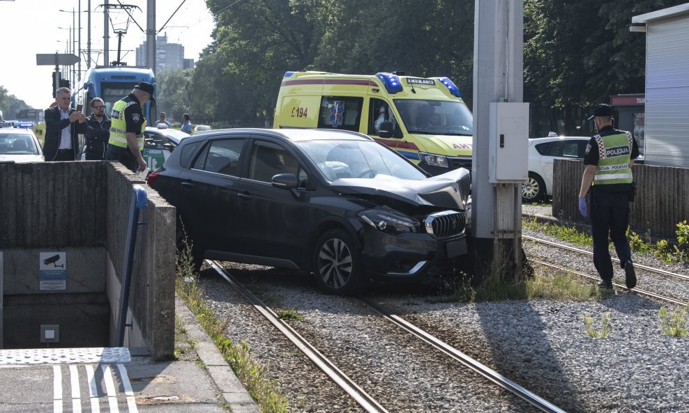 Prometna na Aveniji Dubrovnik u Zagrebu