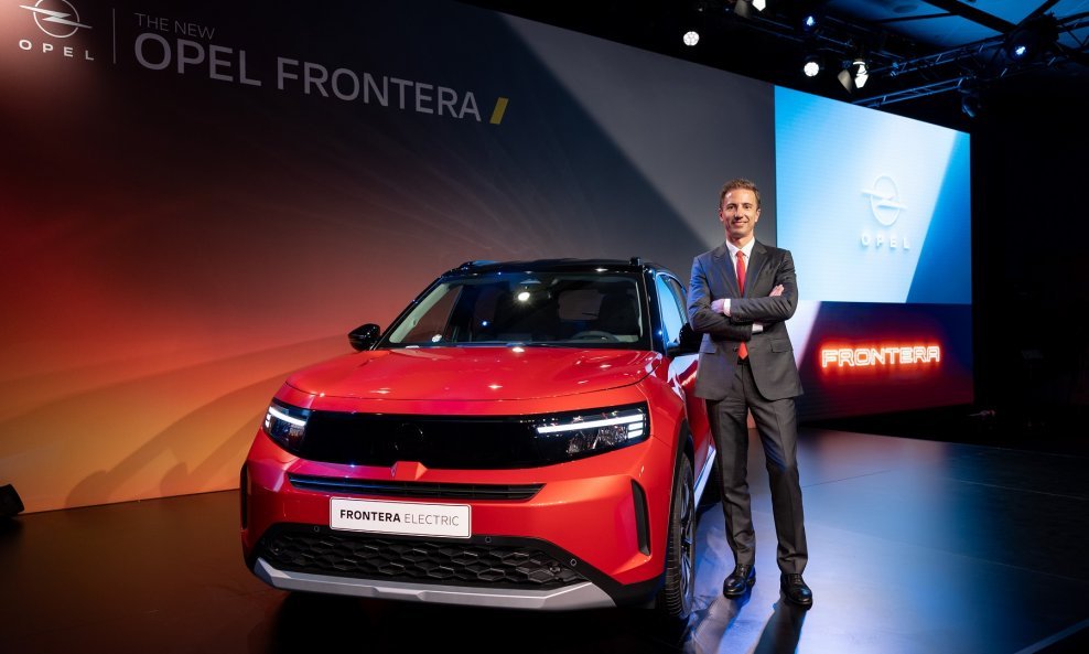Svjetska premijera u Istanbulu: izvršni direktor Opela Florian Huettl predstavlja novu Fronteru