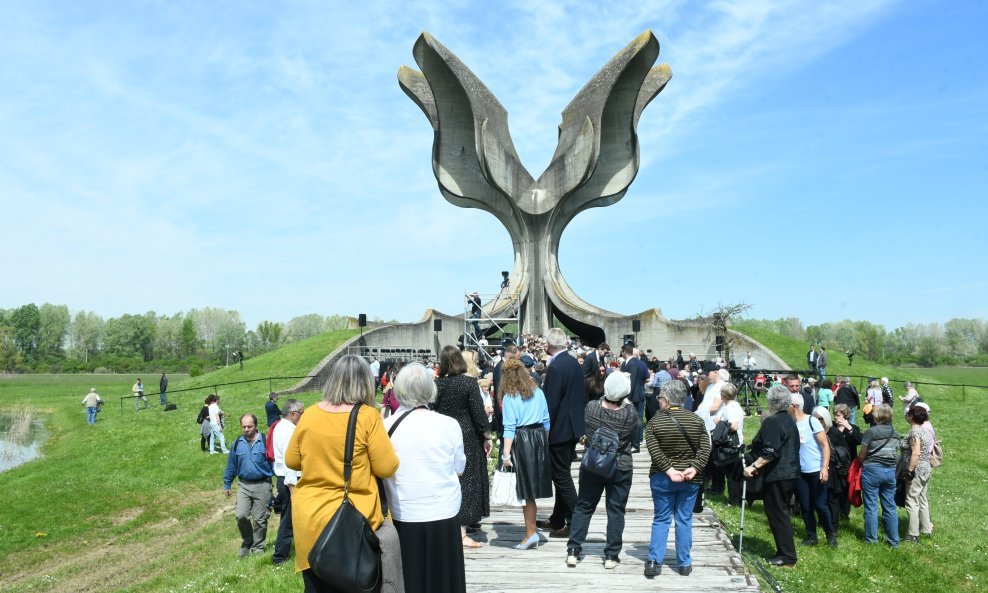 Spomen područje Jasenovac