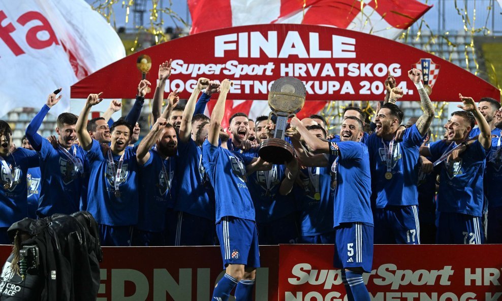 Dinamo, osvajač SuperSport HNK-a