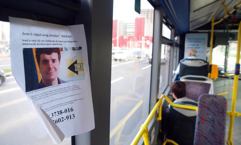 Zagreb: U autobusu 115 postavljeni su oglasi kojima se traži nestali Sead