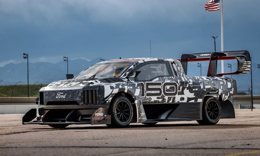 Ford F-150 Lightning SuperTruck EV demonstrator za Pikes Peak 2024