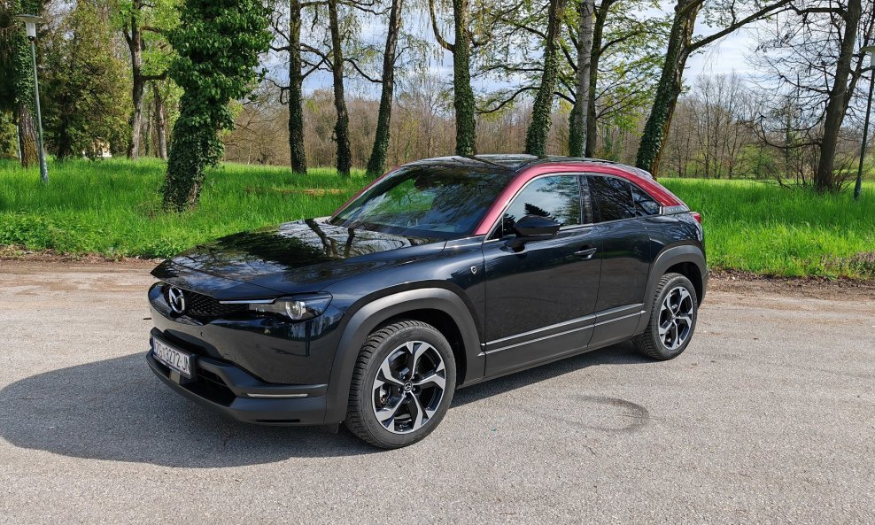 Mazda MX-30 e-Skyactiv R-EV Edition R