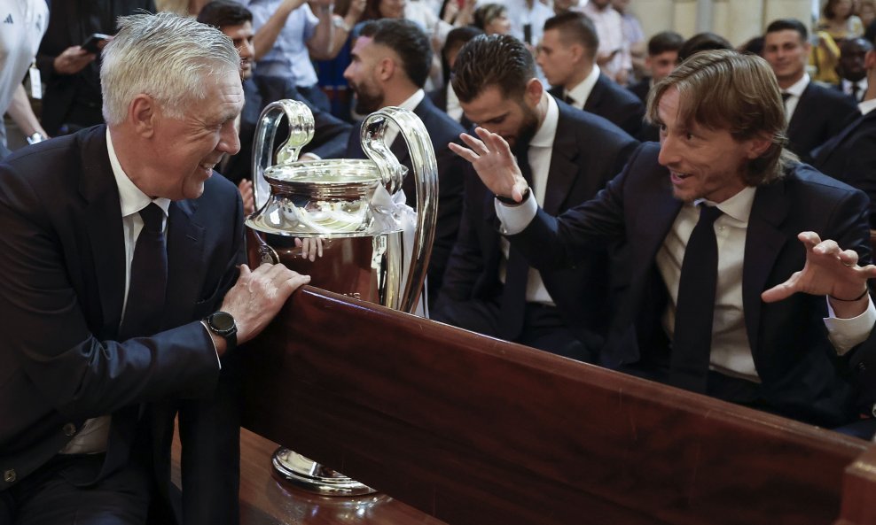 Carlo Ancelotti i Luka Modrić