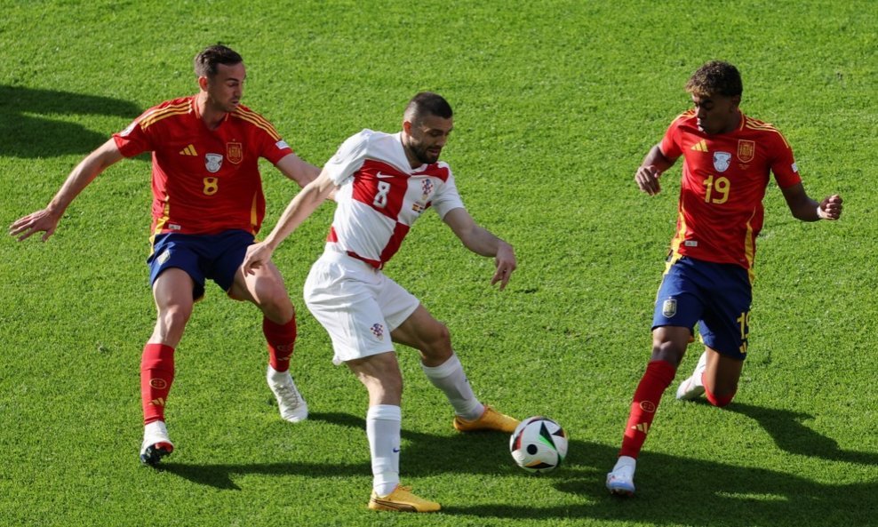 Mateo Kovačić,  Fabian Ruiz i Lamine Yamal