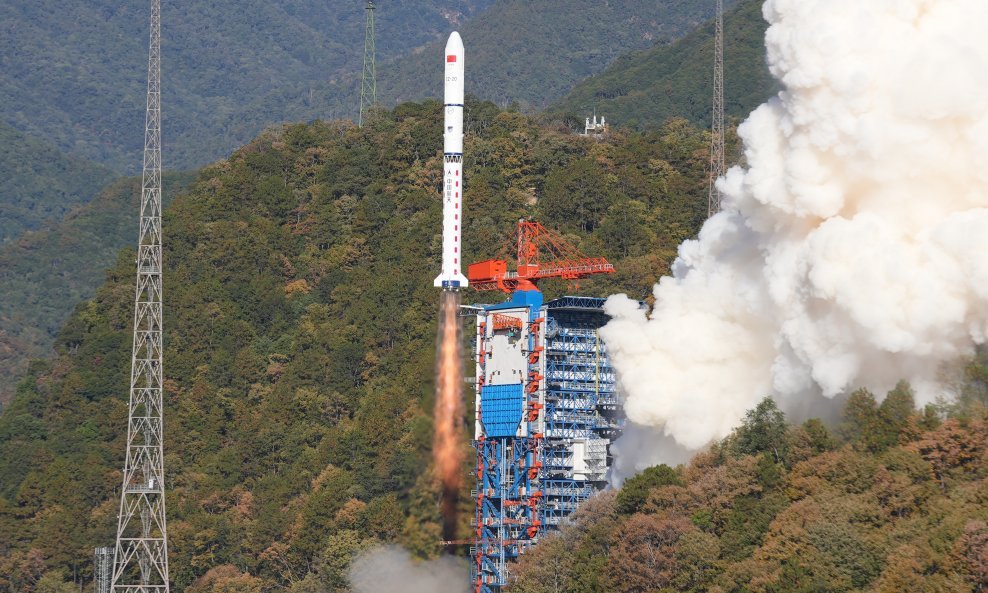Lansiranje satelita iz kineskog centra Xichang