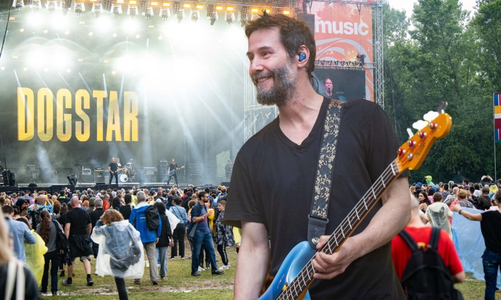 Keanu Reeves sa svojim brendom Dogstar nastupio je i na zagrebačkom INmusic festivalu