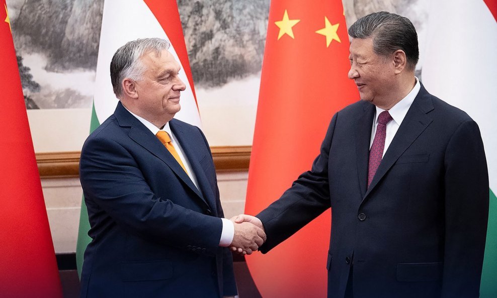 Orban i Xi