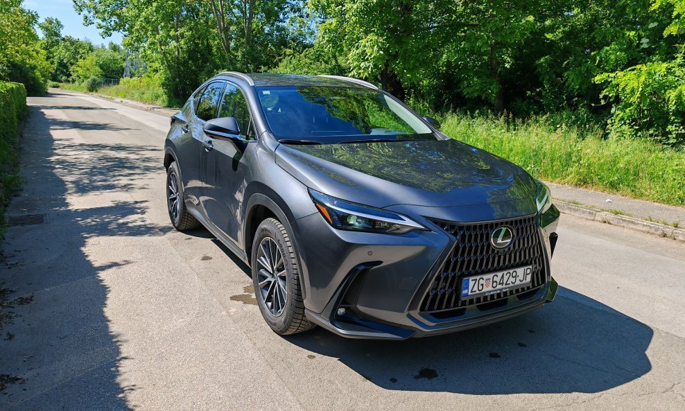 Lexus NX 350h Executive 2.5 hibrid (HEV) 4X2