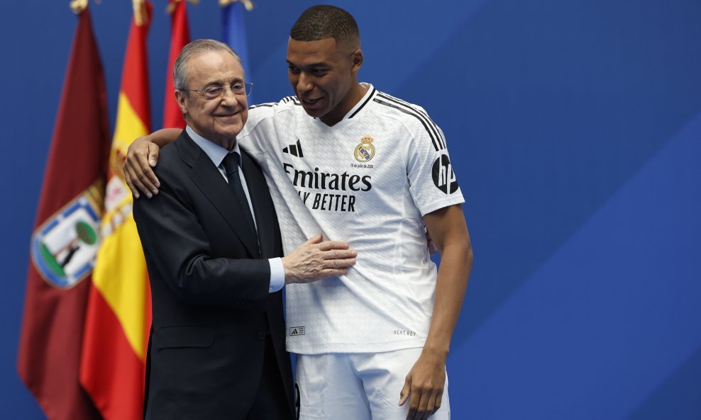 Florentino Perez (lijevo) i Kylian Mbappe