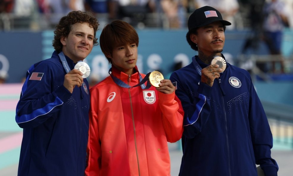 Jagger Eaton, Yuto Horigome i Nyjah Huston s medaljama