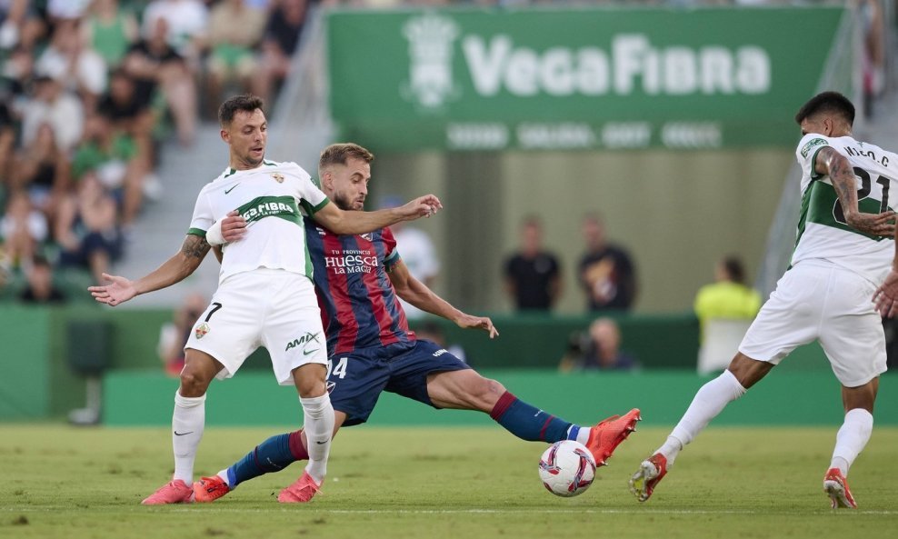 Detalj s utakmice Elche - Huesca