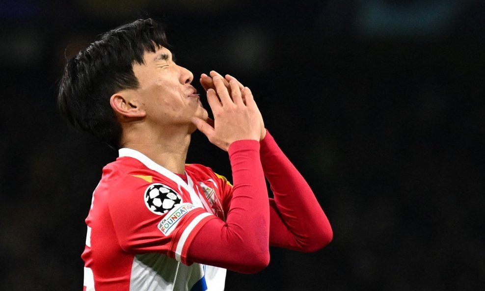 Inbeom Hwang, Crvena zvezda