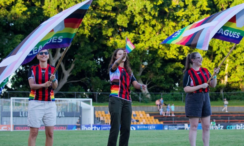 Flying Bats FC izlazi na teren prije utakmice 19. kola A-League između Sydney FC-a i Western United 9. ožujka 2024. godine