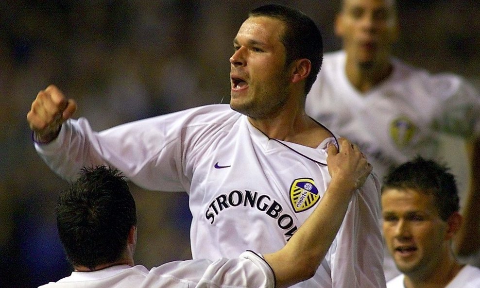 Mark Viduka (u sredini)