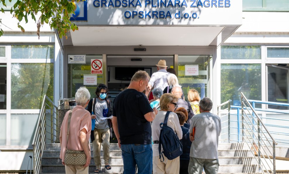 Gužva ispred Gradske plinare Zagreb