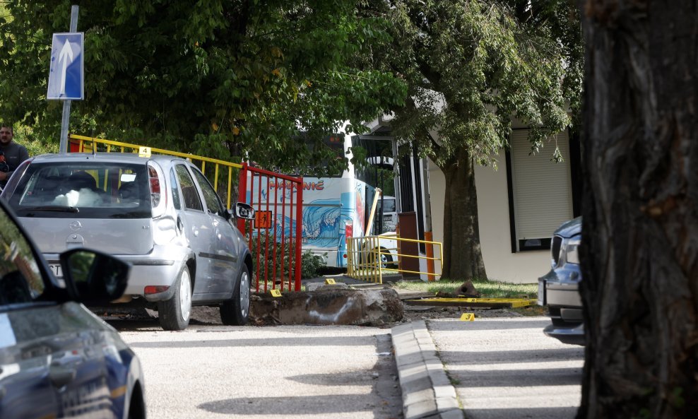 Autobusom ušao u dvorište dječjeg vrtića