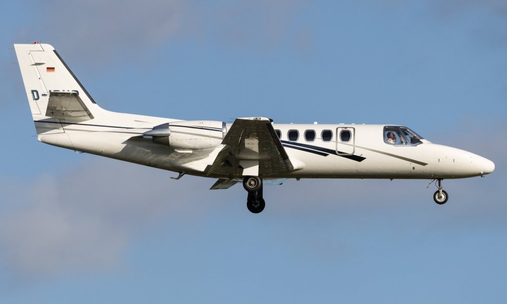 Cessna 551