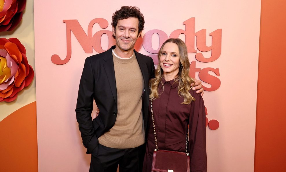 Adam Brody i Kristen Bell u 'Nobody Wants This'