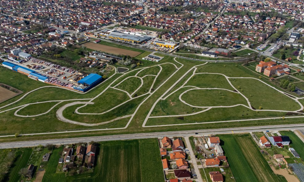 Zeleno-digitalni park Papuk u Vinkovcima